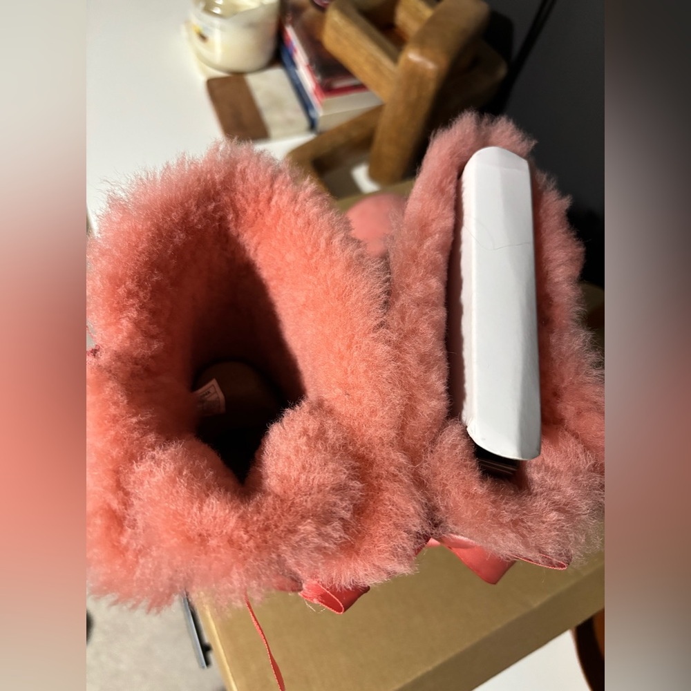 UGG Big Girls Coral Sheepskin Boots - Picture 7 of 10